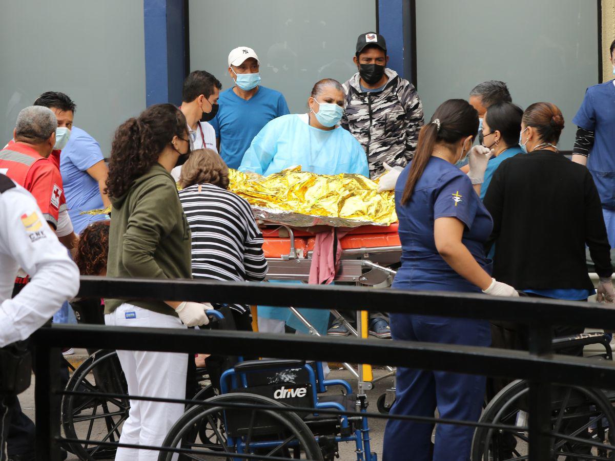 Al Hospital Escuela llegan heridos de accidente en carretera a Olancho