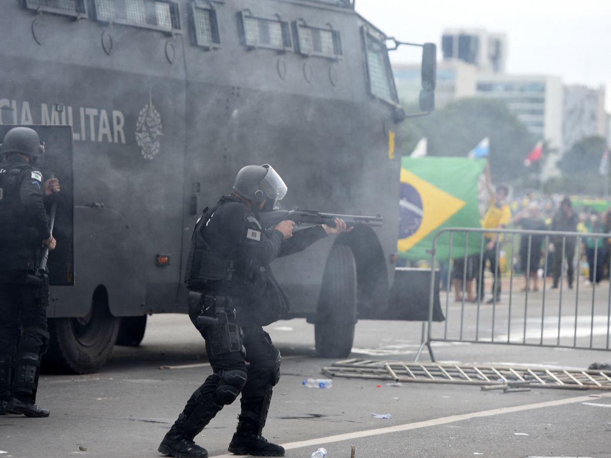 ¿Cómo reaccionó el mundo ante el asalto de seguidores de Bolsonaro a poderes de Brasil?