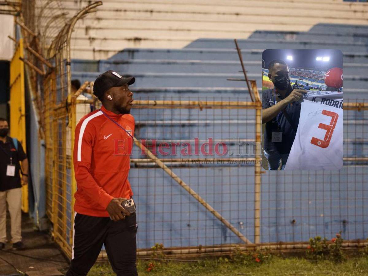 El lindo gesto de Alphonso Davies con aficionado hondureño en el Estadio Olímpico