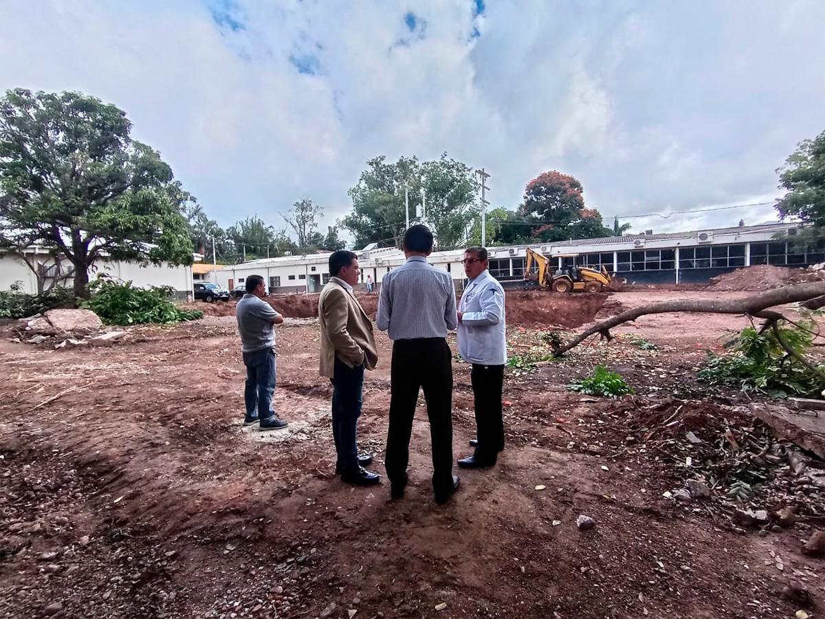 Búnker oncológico del Hospital San Felipe debería estar terminado, dice Manuel Matheu