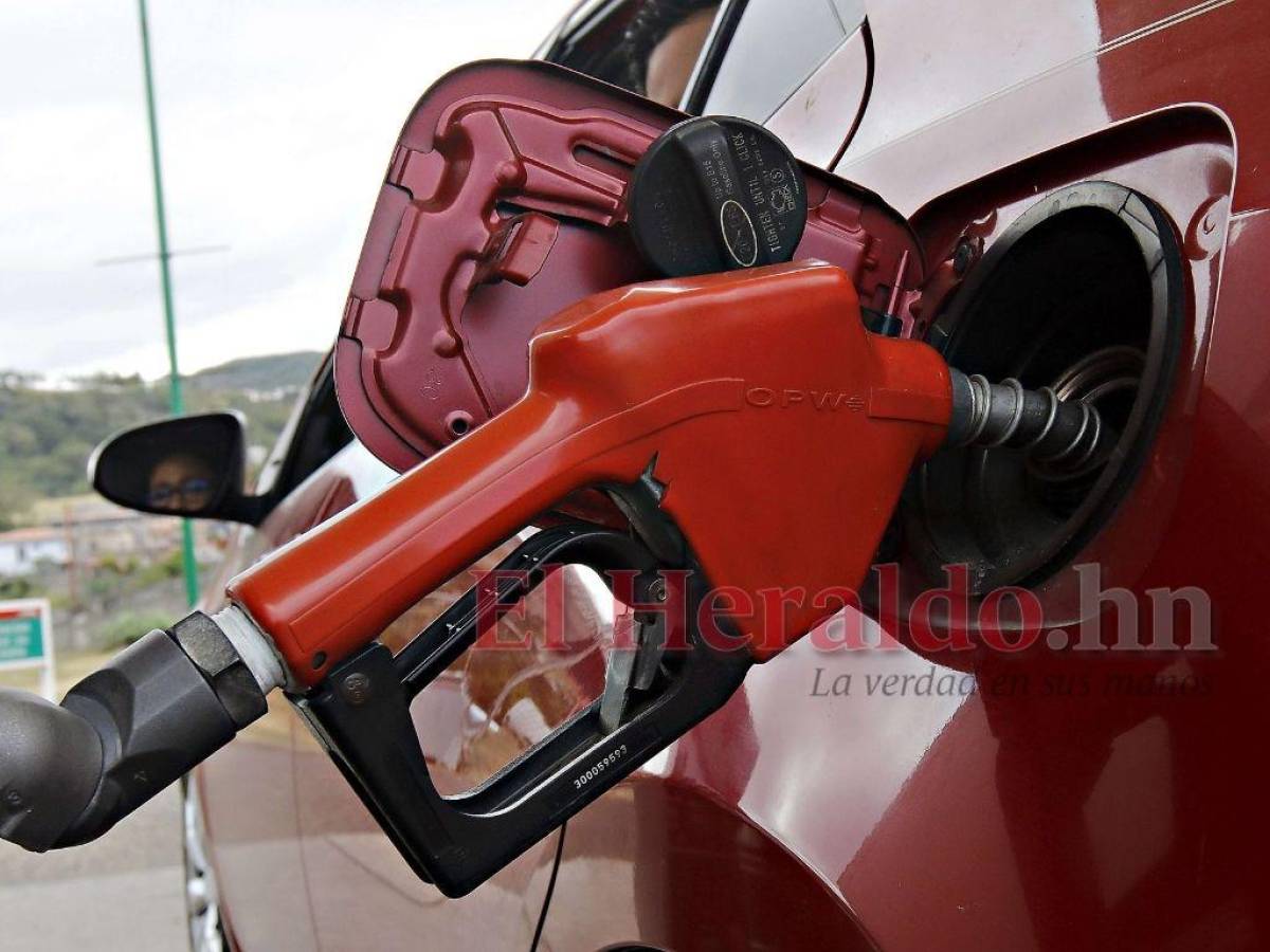 Gasolina súper sube 4.20 lempiras a partir del lunes; galón costará 128.23 lempiras