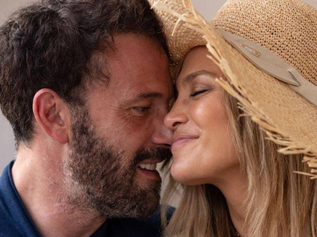 ¿Reconciliados? Ben Affleck y JLo ‘intercambian’ regalos en Navidad