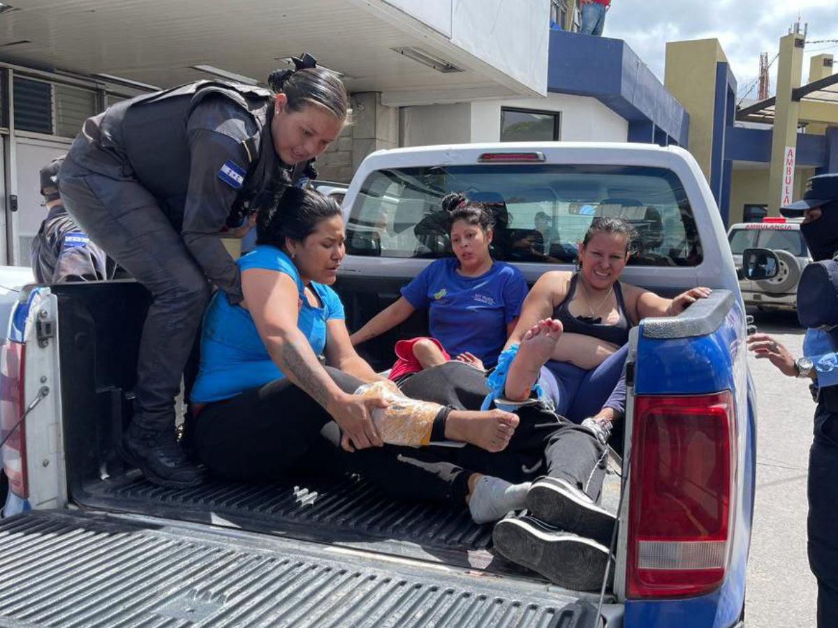 Las primeras reclusas que llegaron para ser ingresadas al Hospital Escuela.