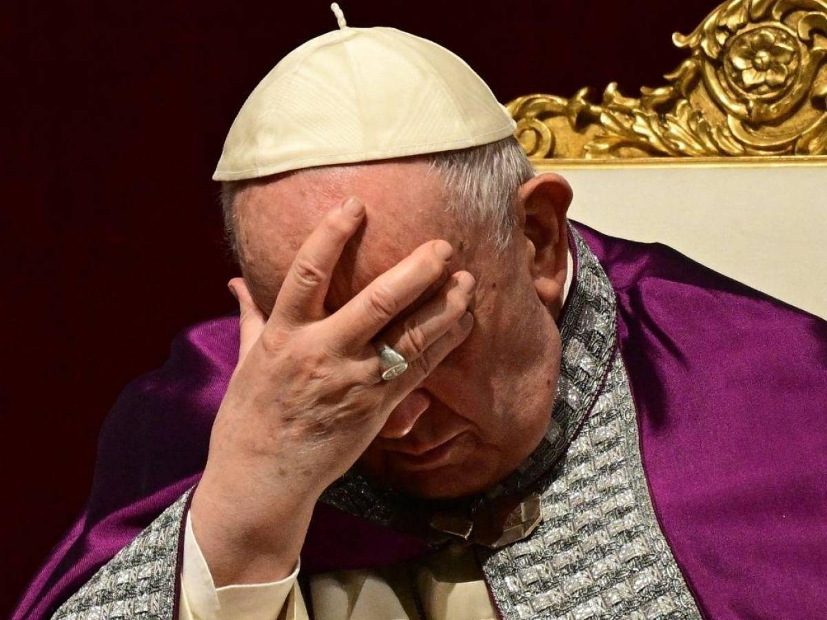 El papa conmovido por los horrores padecidos por los indígenas de Canadá