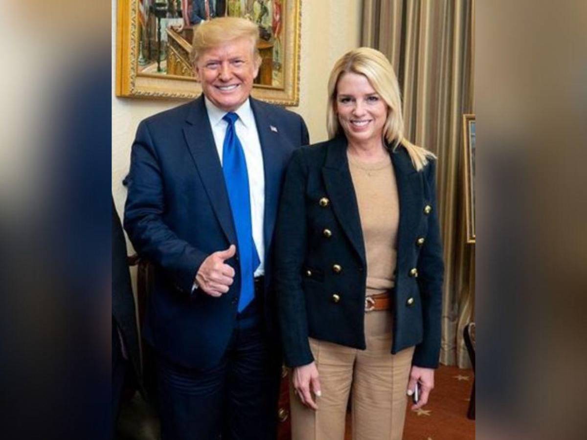 Pam Bondi, elegida por Trump como fiscal general, “es inteligente y dura”