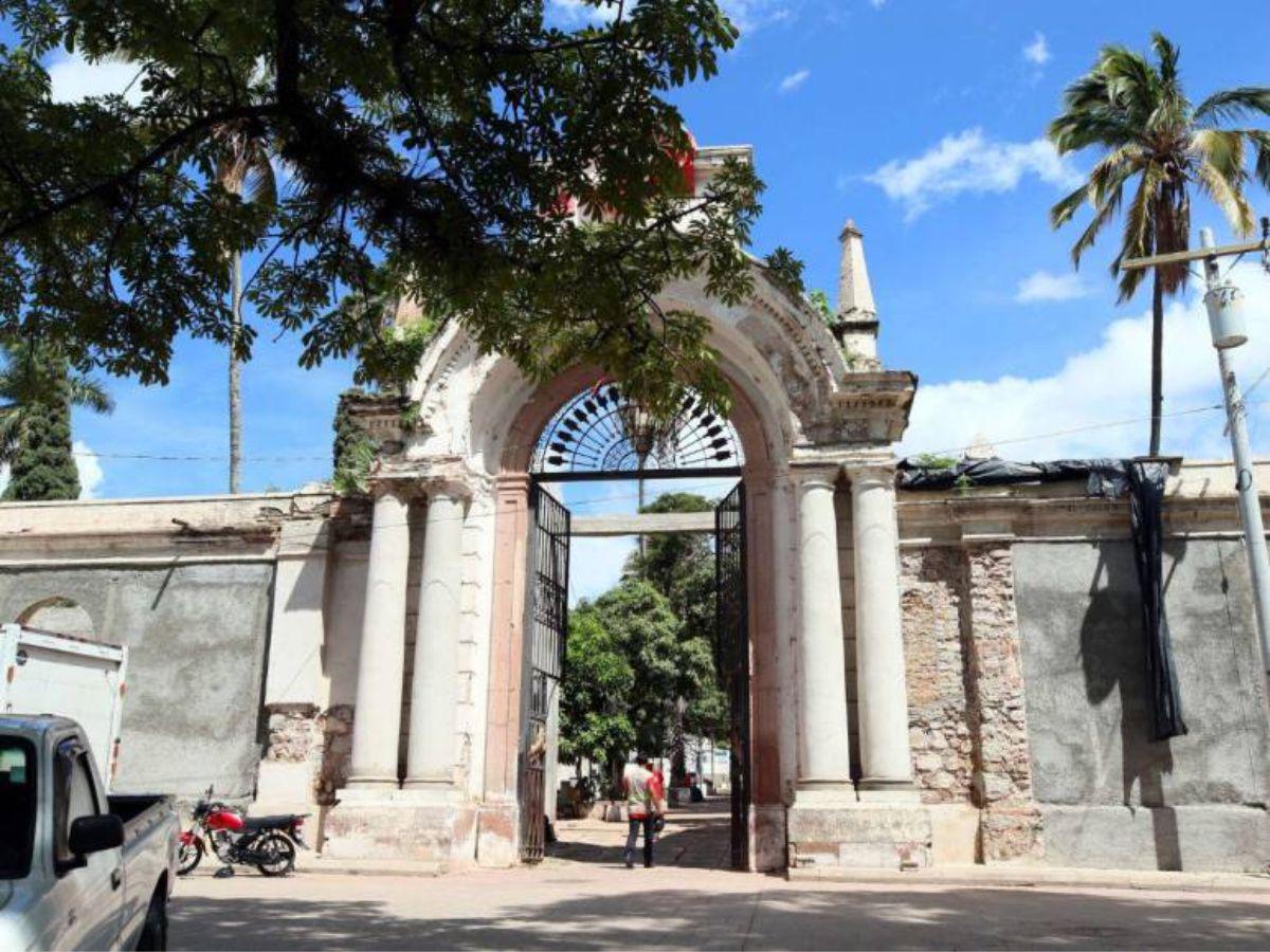 Necroturismo nocturno en el Cementerio General de Tegucigalpa, ¿se atrevería?