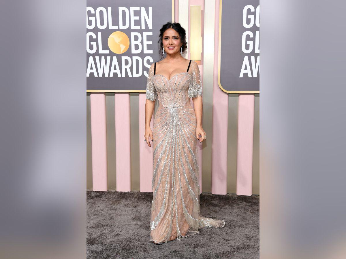 Salma Hayek quedó catalogada entre las “mejor vestidas” en la alfombra roja.