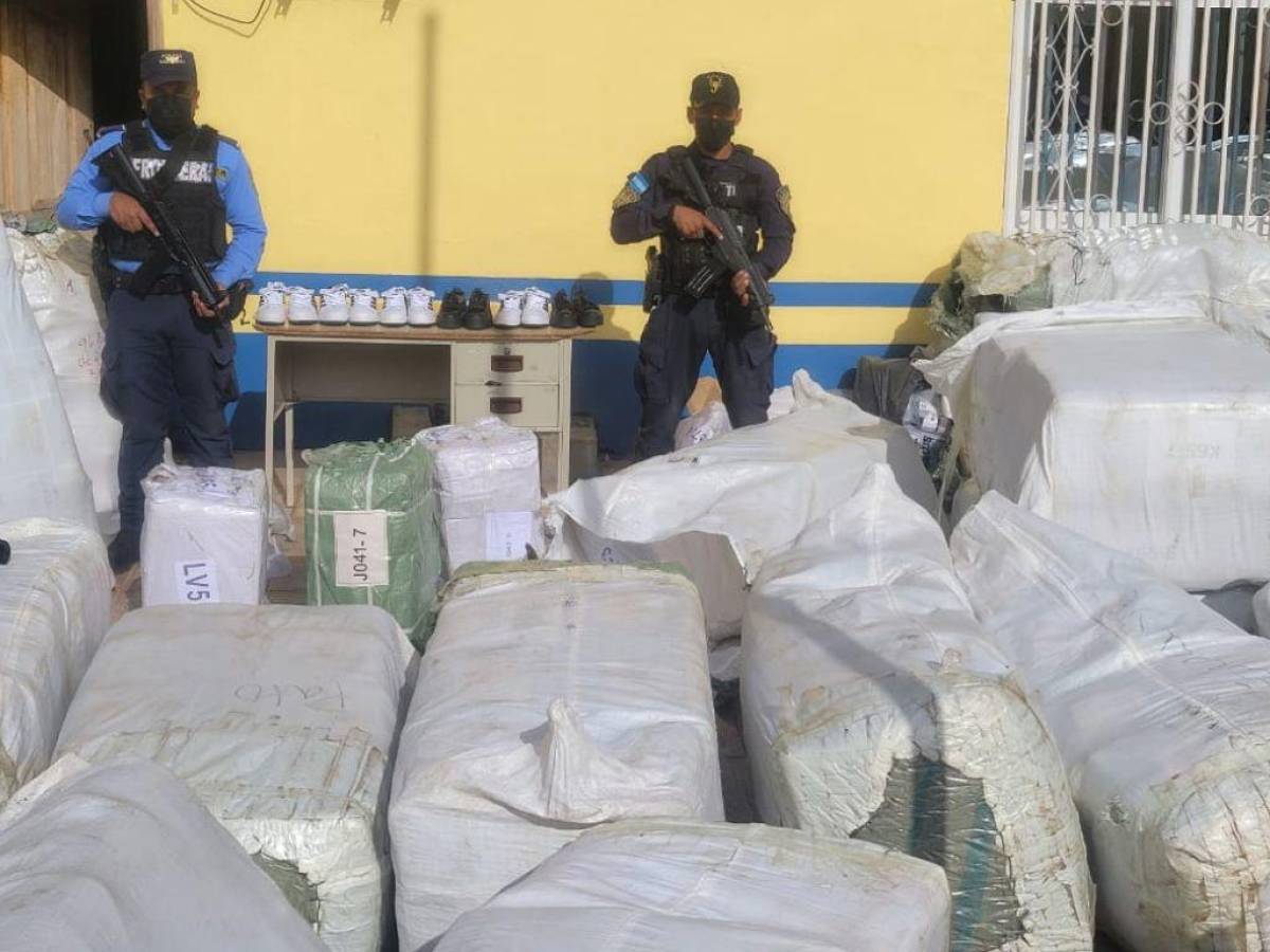 En operativo decomisan zapatos valorados en L 14 millones por supuesto contrabando en El Paraíso