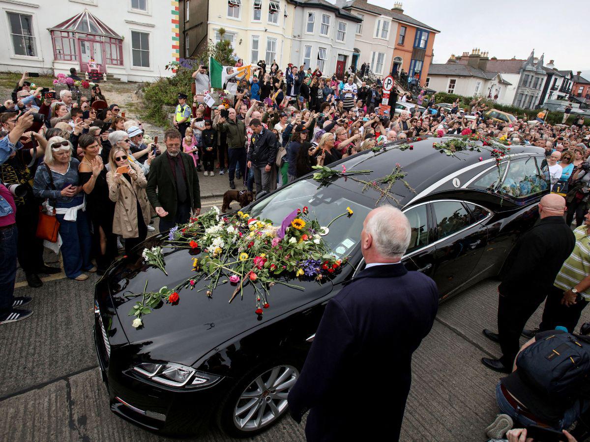 Irlanda se despide de la cantante Sinead O’Connor con un último homenaje