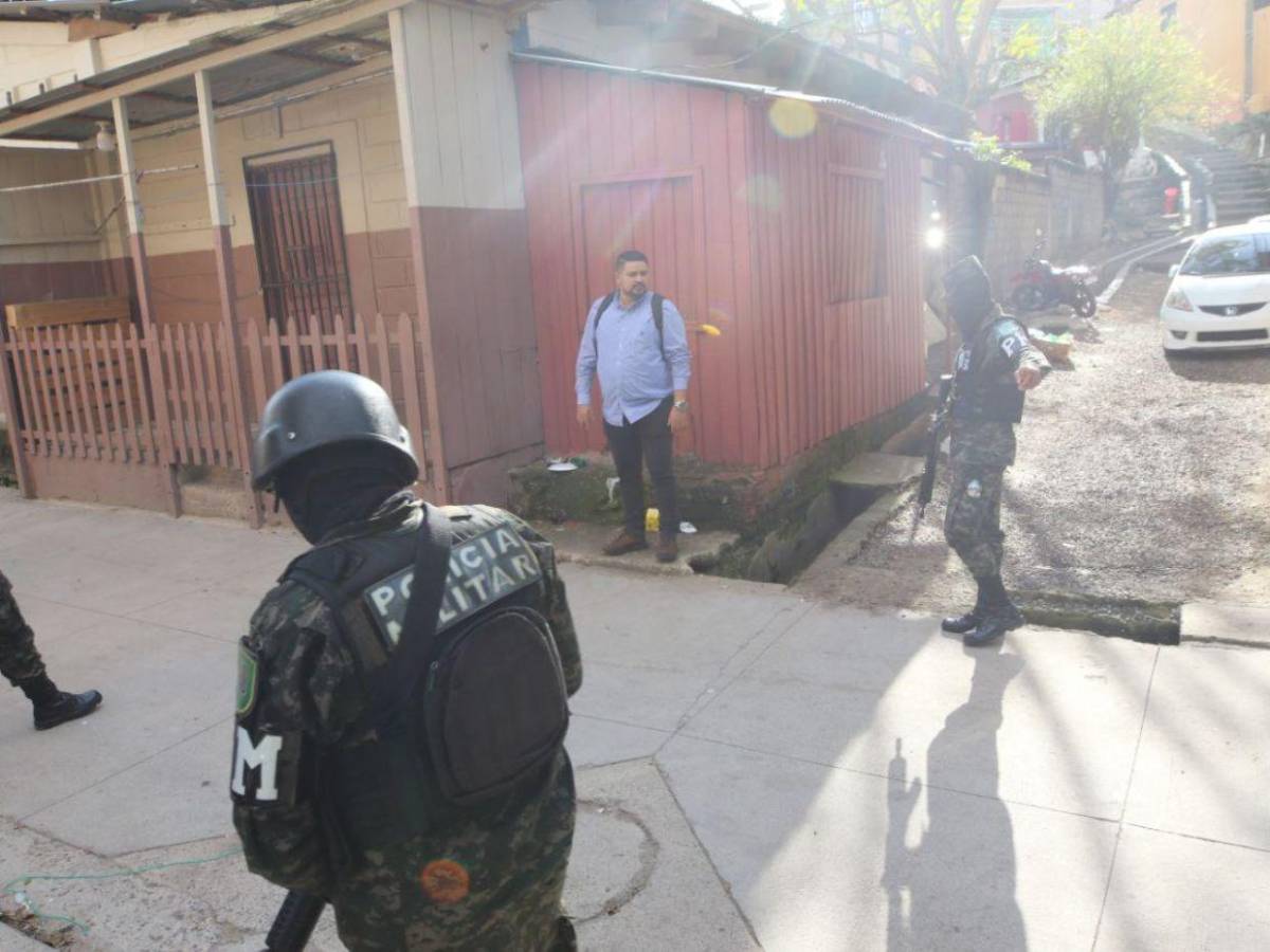 Fuertes operativos tras muerte de policía militar en enfrentamiento en La Laguna