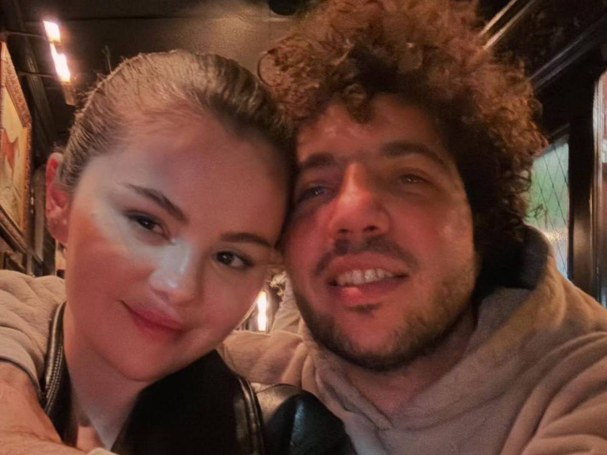 El ‘montaje’ del compromiso: ¿Benny Blanco y Selena Gómez engañaron a sus fans?