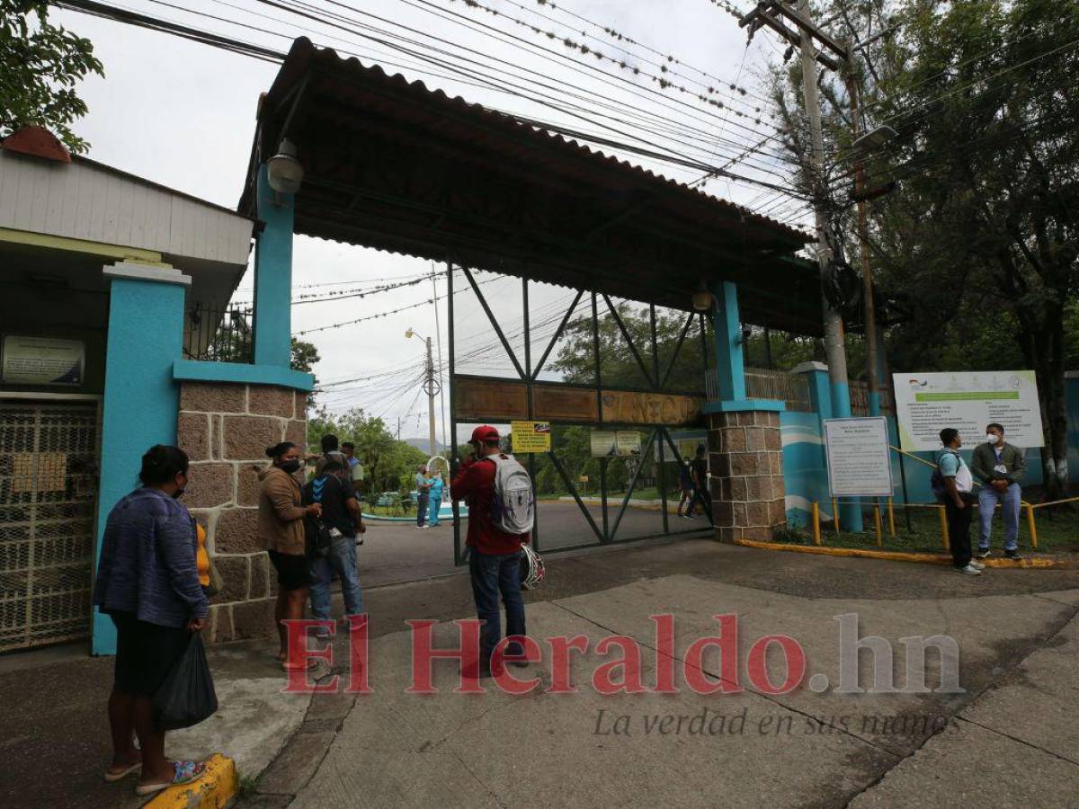 Colectivos de Libre son responsables del caos que hay en el Hospital El Tórax