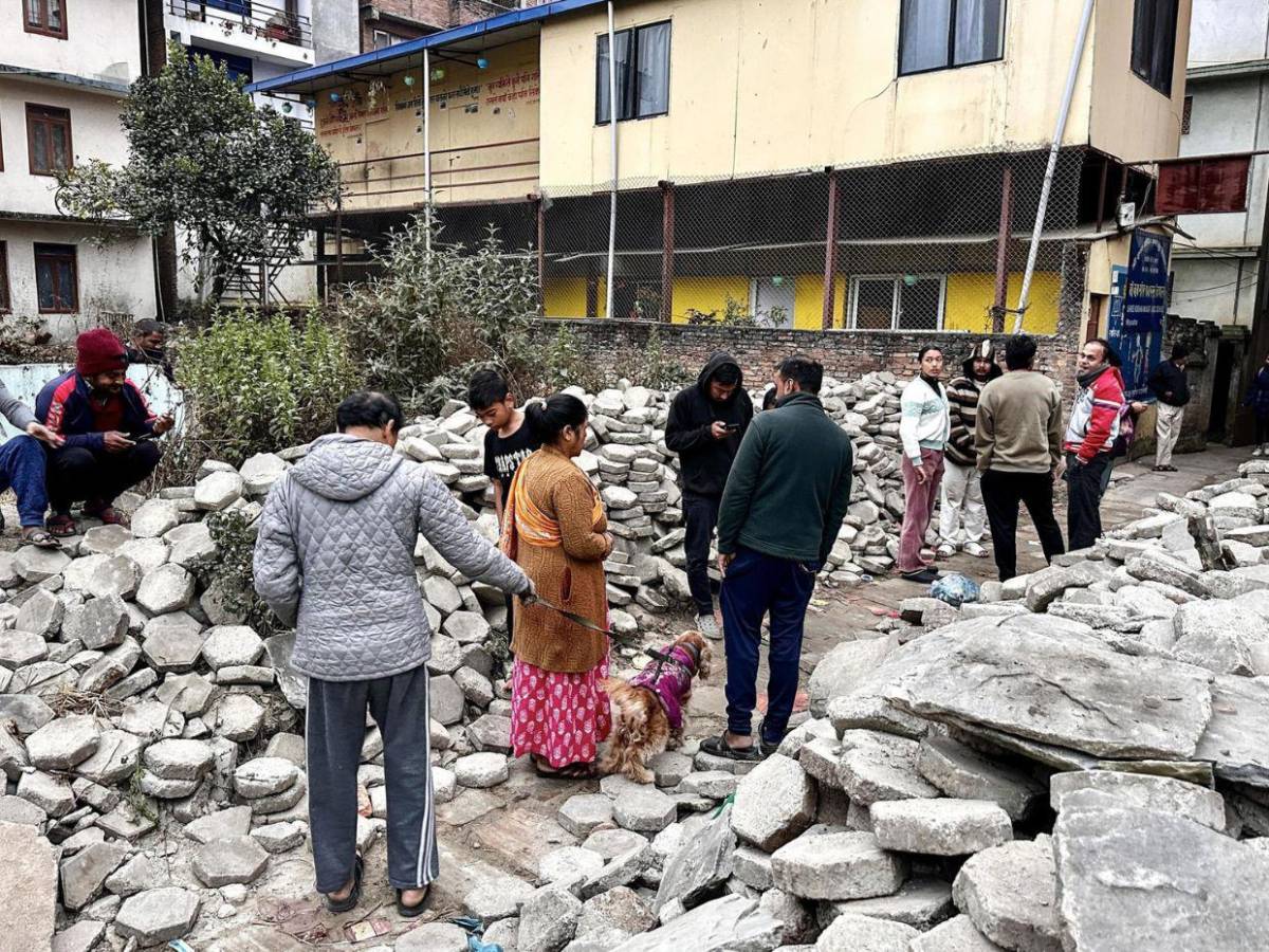 Muertos, derrumbes y búsqueda de cuerpos: caos tras terremoto en China