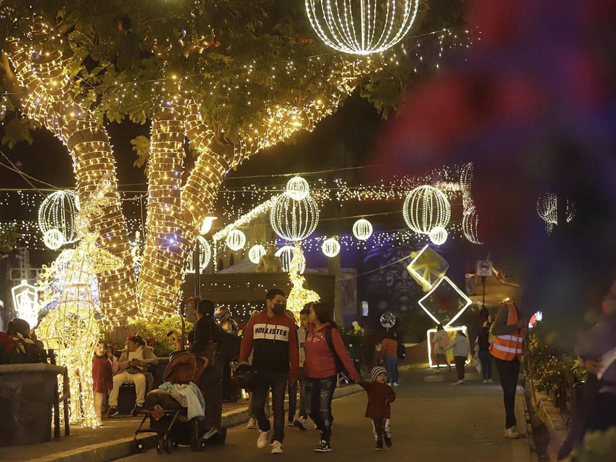 La kilométrica villa navideña que atrae turistas a Atlixco, un pueblo mágico en México