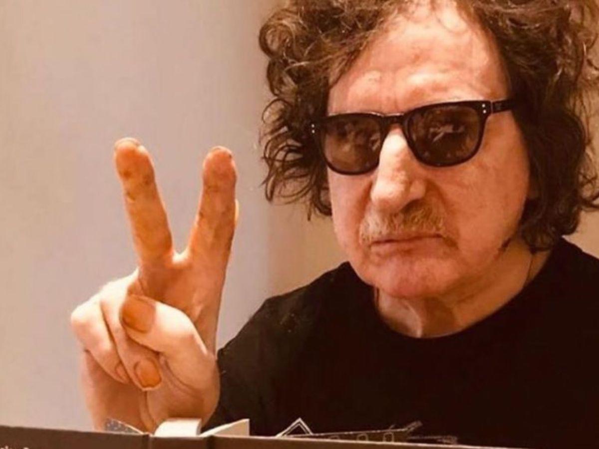 Charly García reaparece en silla de ruedas: esto es lo que se sabe sobre su estado de salud