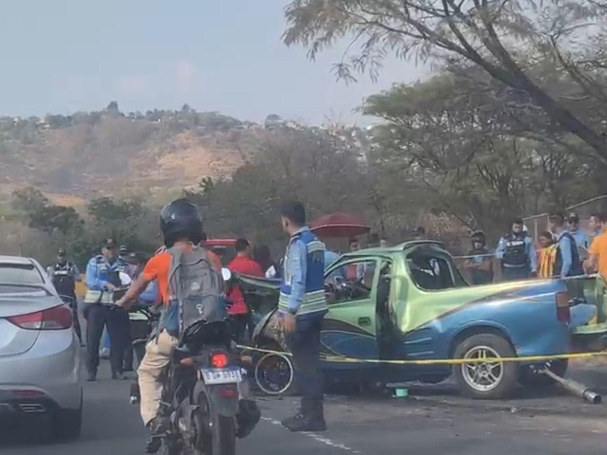 Un muerto y cinco heridos deja aparatoso accidente en el anillo periférico