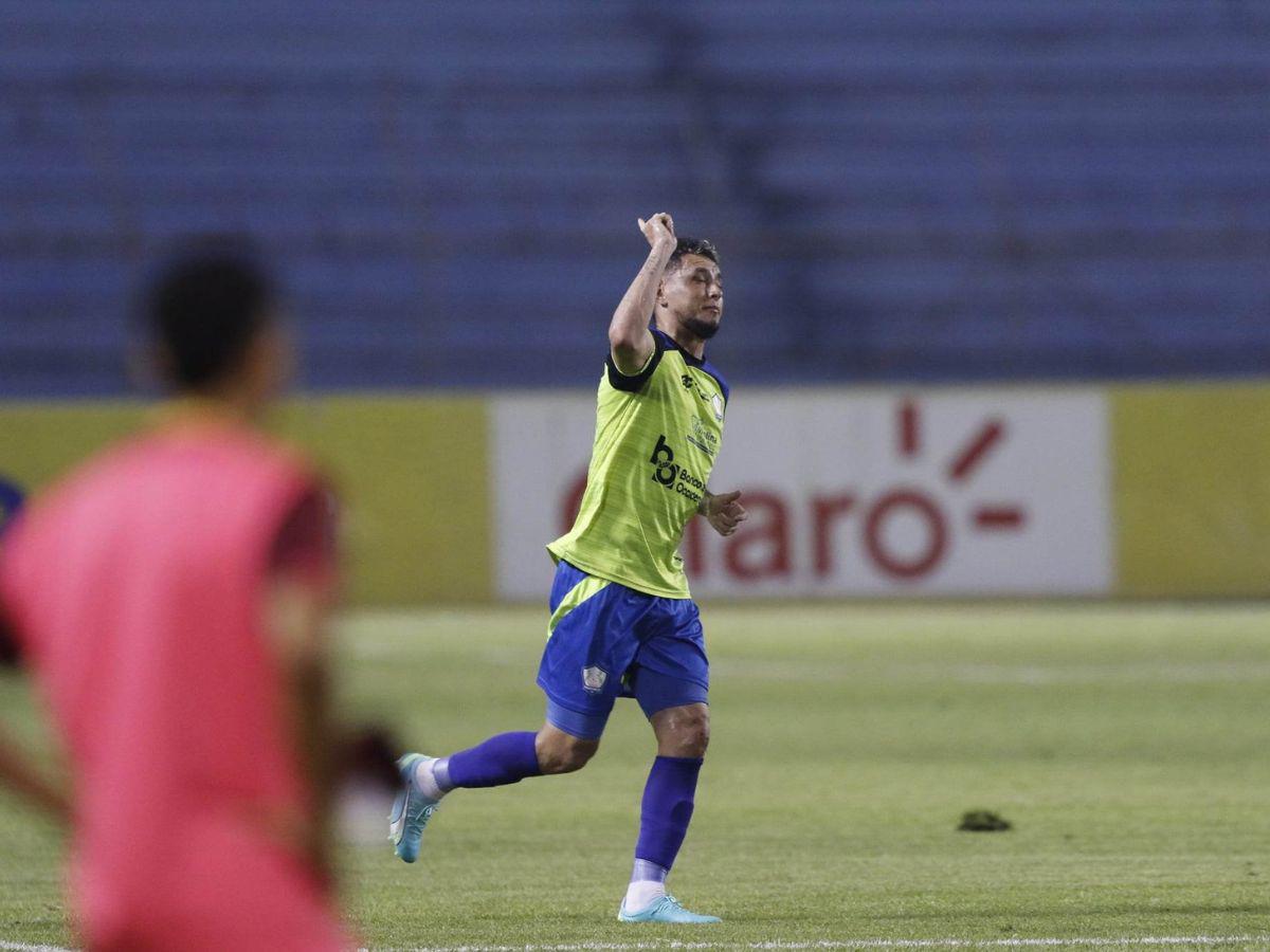 El cuadro olanchano venía dominando el partido y con el golazo de Andino logró abrir el marcador.