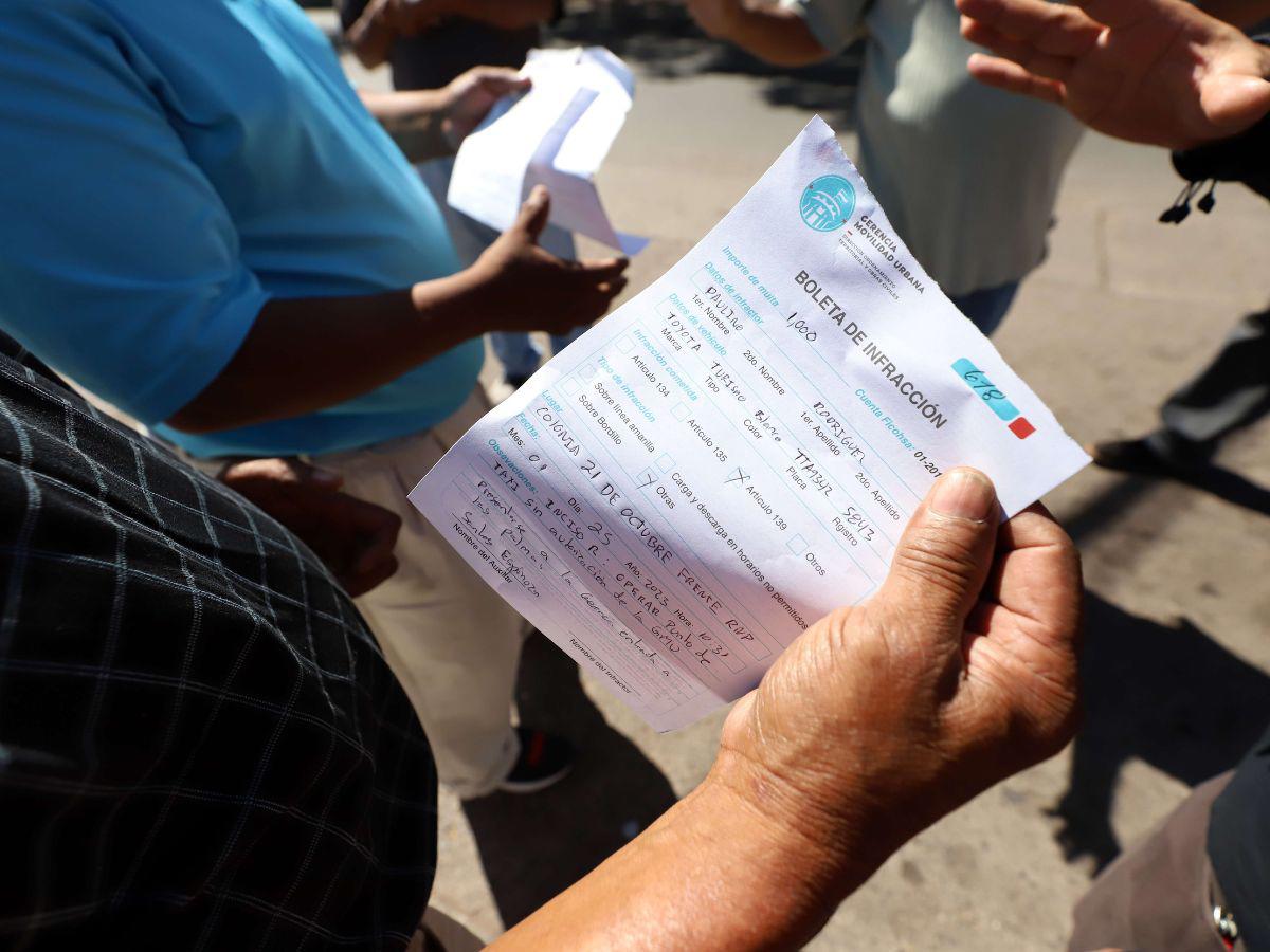 Para evitar una sanción, cada punto de taxis tiene que identificarse y pagar L 600 por unidad.