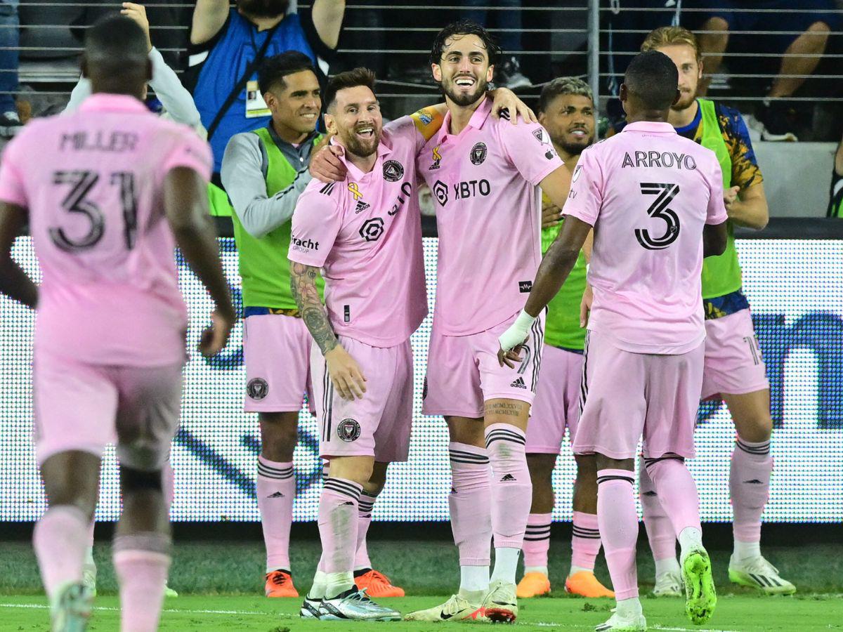 ¡Con dos asistencias de Messi! Inter Miami vence 3-1 al Los Angeles FC y sueña con “playoffs”