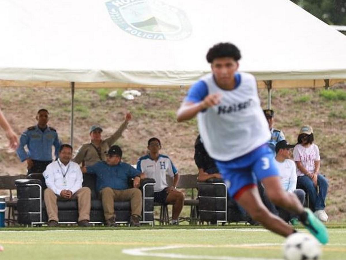 Con privilegios y patrocinio, el equipo Policía FC: ¿proyecto deportivo o treta financiera?