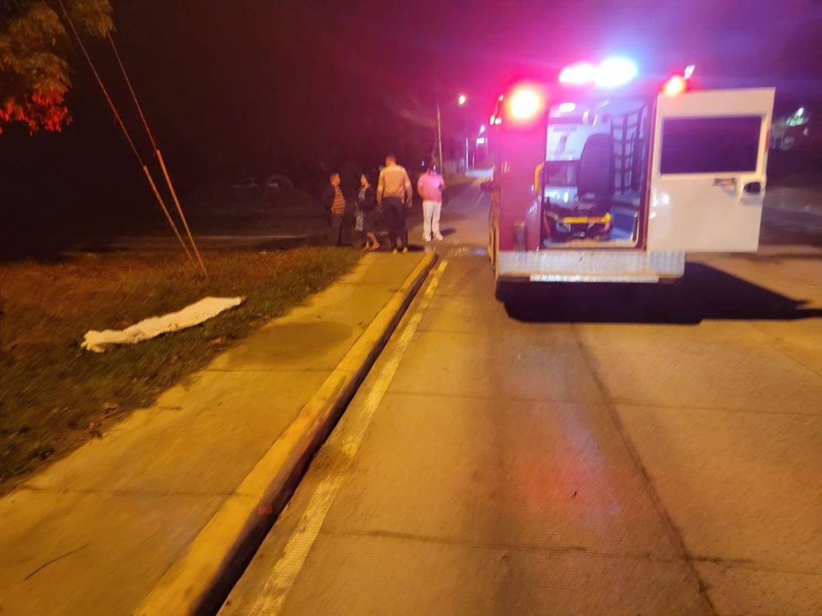 Tragedia en Roatán: joven muere en choque tras carrera clandestina