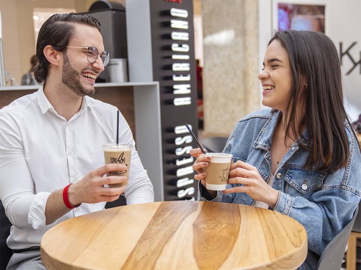 Espresso Americano, conectando contigos en tus mejores momentos.