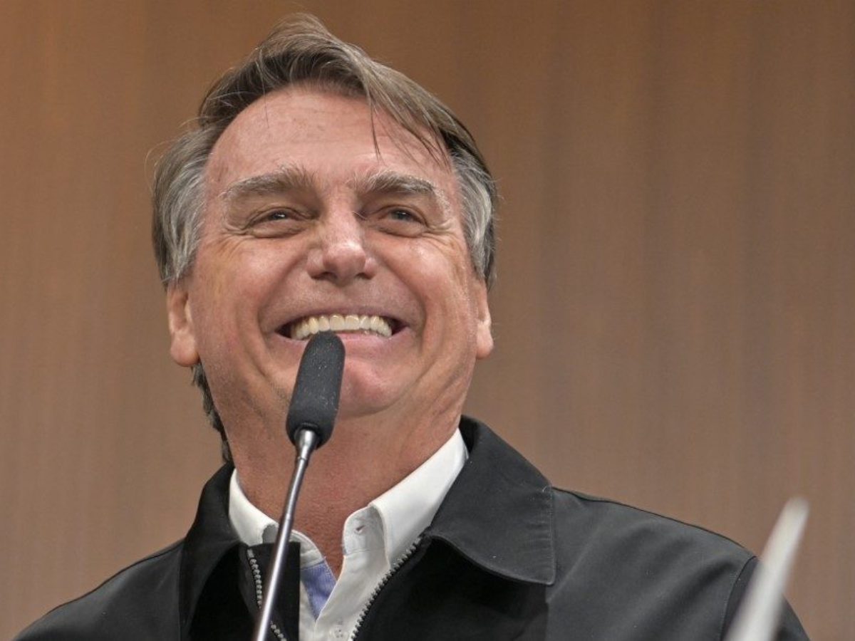 Expresidente Bolsonaro es operado con éxito en Sao Paulo