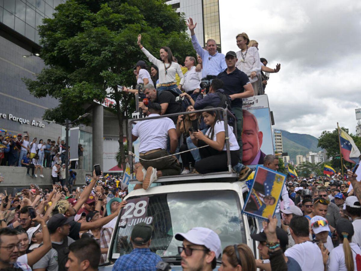 Opositores venezolanos prometen defender sus votos: “¡No tenemos miedo!”: