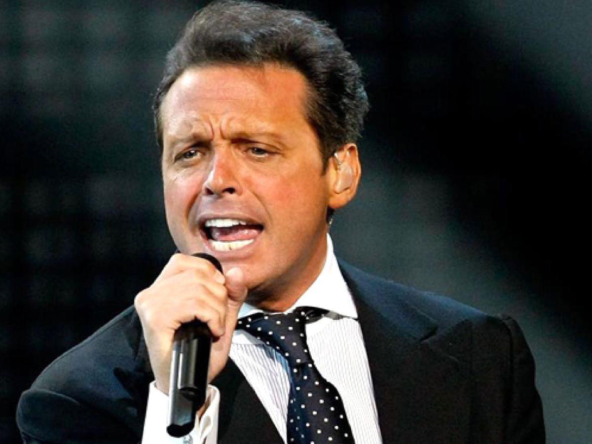 El espectáculo, a cargo de la productora BMP y patrocinado por EL HERALDO, forma parte de la gira “Luis Miguel Tour 2023–24”.