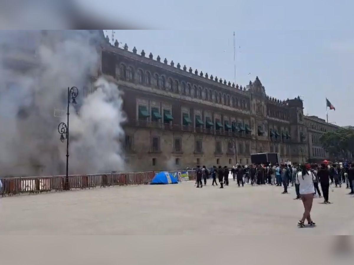 Hieren a 26 policías en manifestación de estudiantes de Ayotzinapa, en México