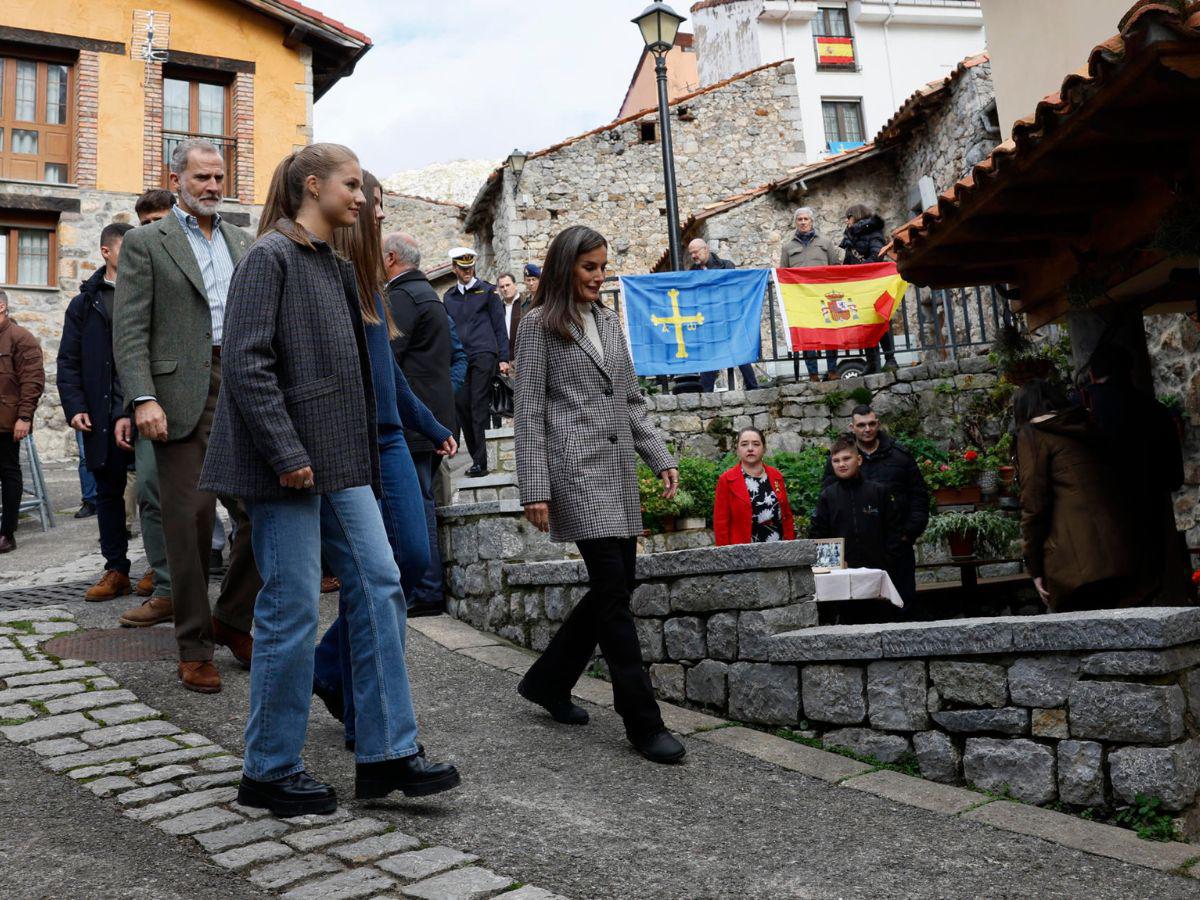 La visita de la familia real de España a Sotres, Premio al Pueblo Ejemplar 2024