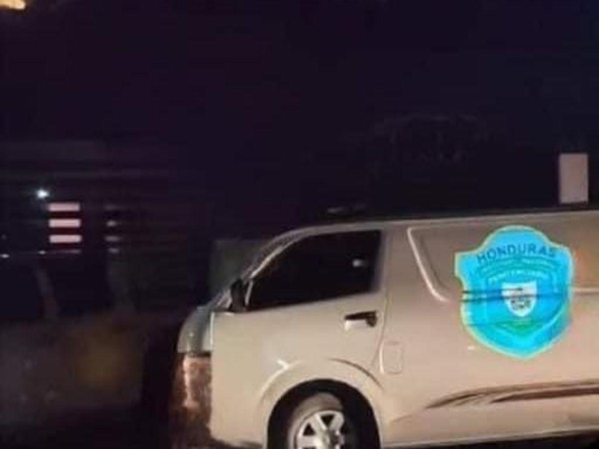 Estrangulada dentro de vehículo del INP hallan a privada de libertad en Copán