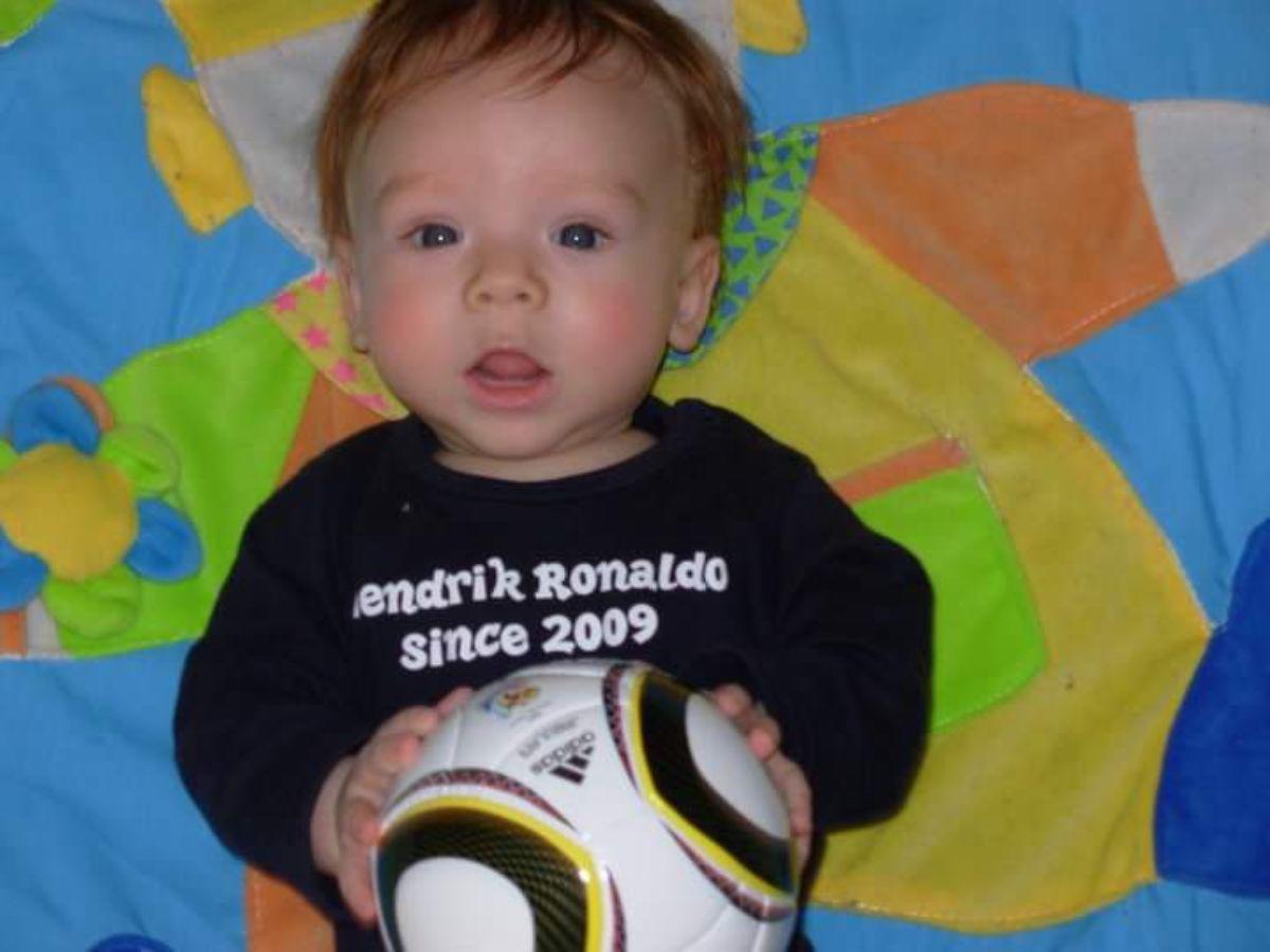 Desde que era un bebé su padre le infundió el amor por el fútbol.