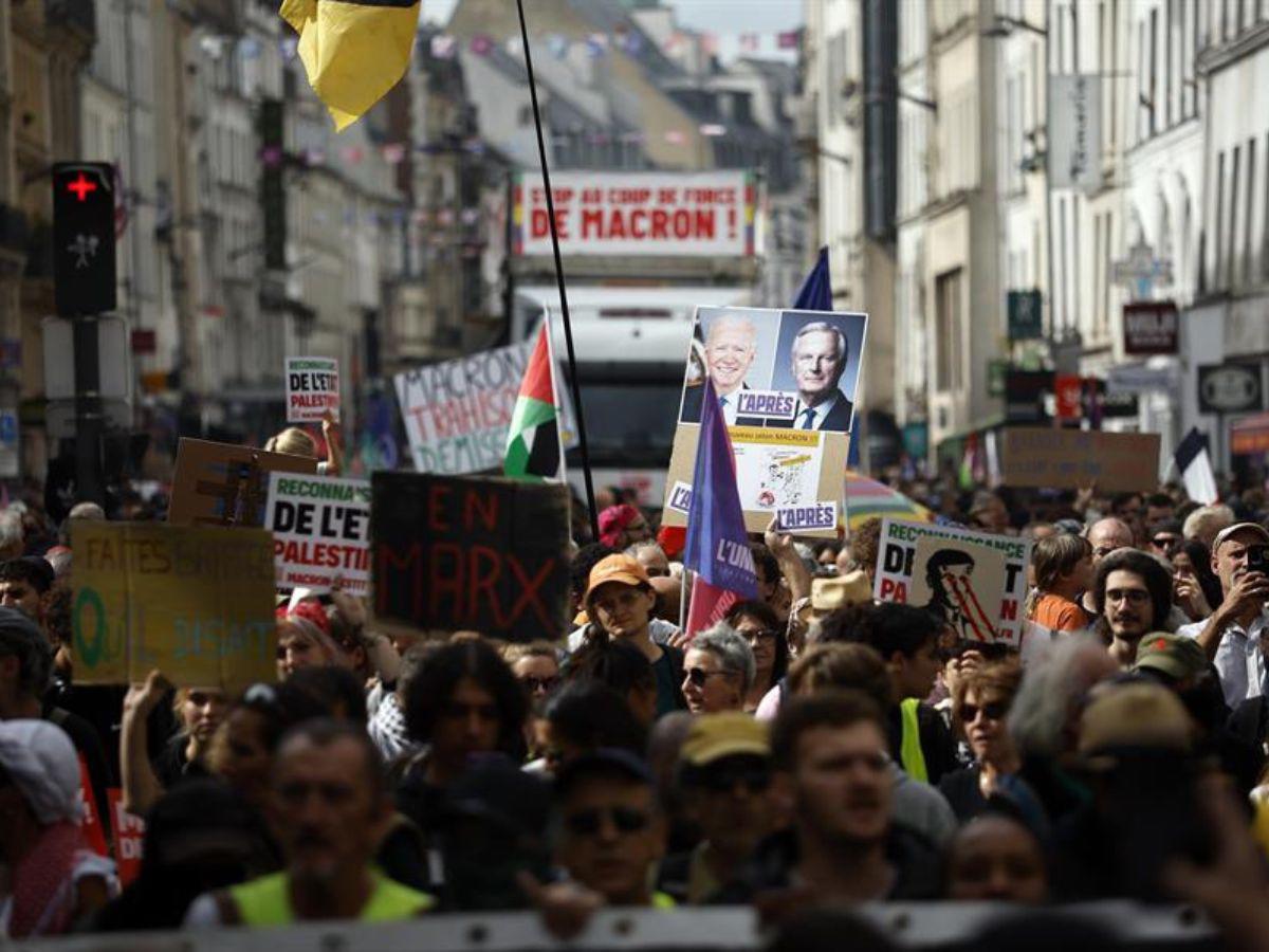 Miles de manifestantes en Francia contra el nombramiento de Barnier