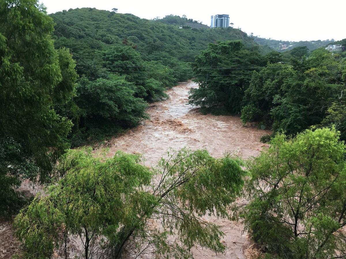 Así está la represa Los Laureles tras lluvias dejadas por la tormenta Sara