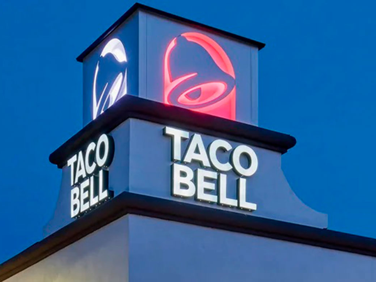 Hombre en EEUU demanda a Taco Bell por la cantidad de relleno en una pizza