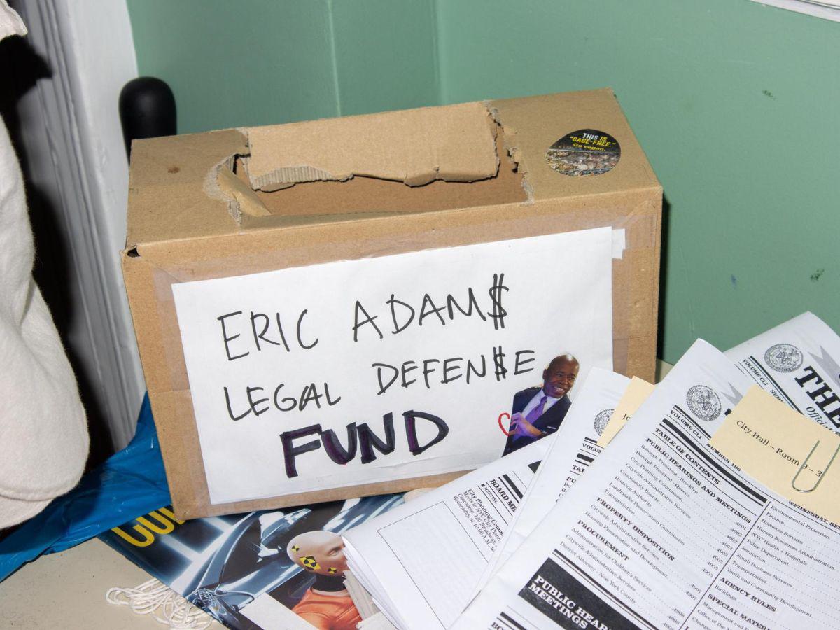 Así fue la revisión del FBI en la casa de Eric Adams, alcalde de Nueva York