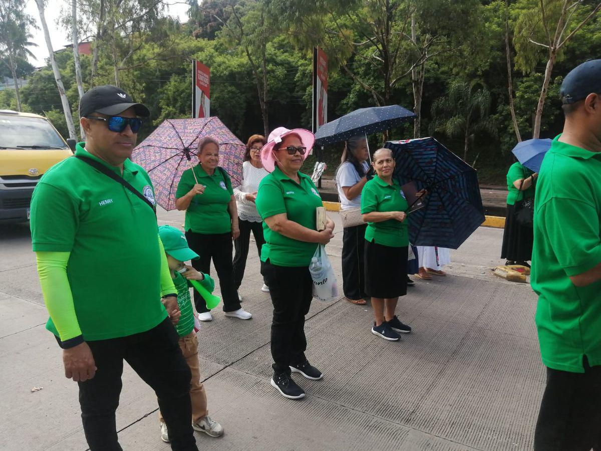 Iglesias conmemoran con devoción el Día de la Biblia en Honduras