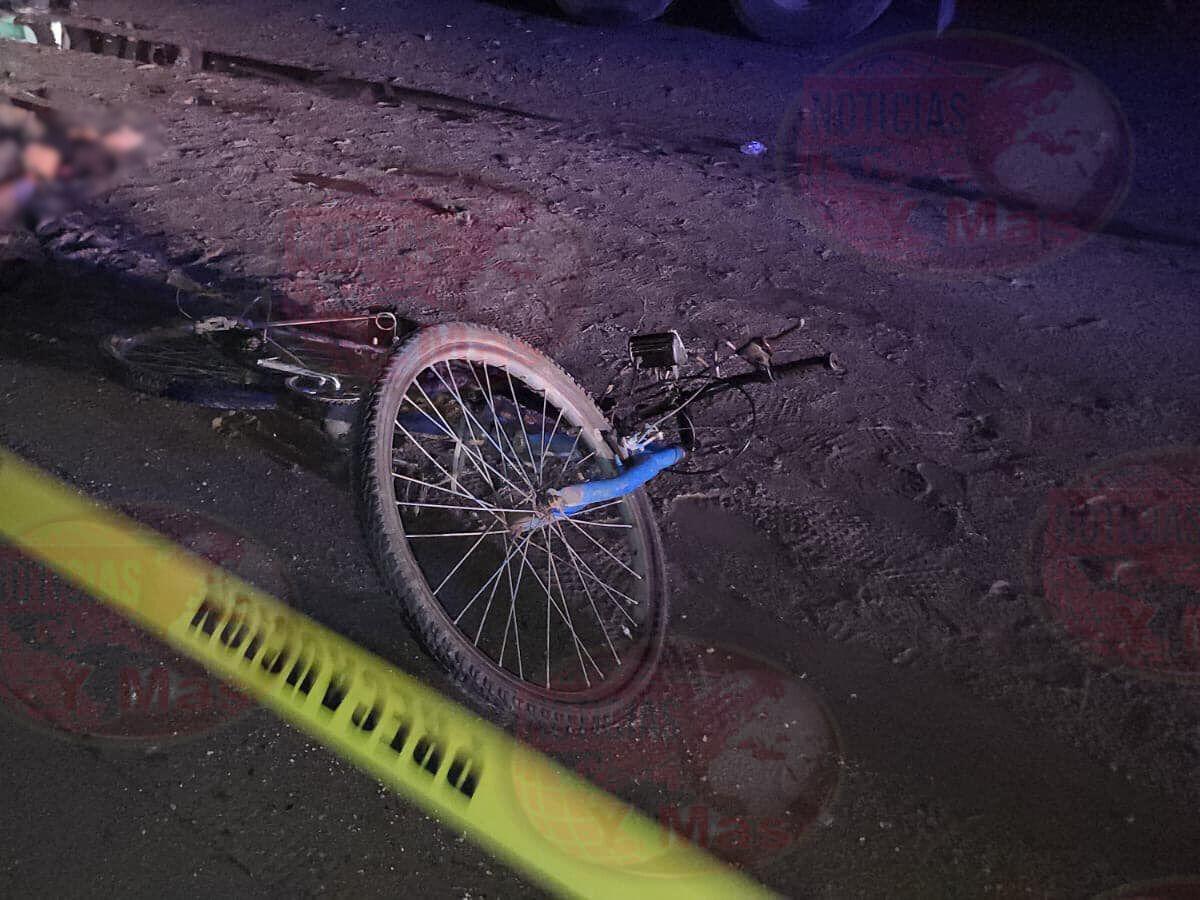 Estado en el que quedó la bicicleta en la que se trasladaba el hondureño.