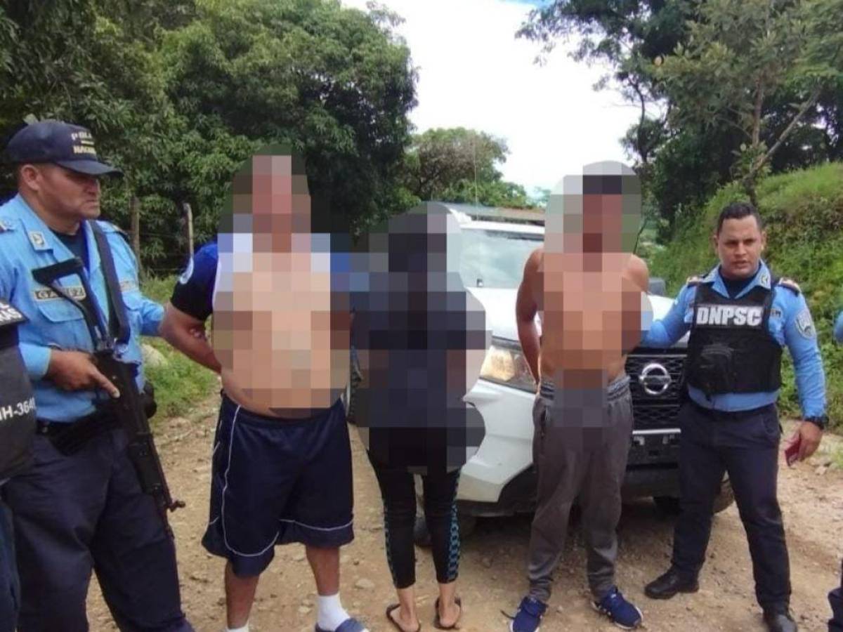 Capturan en La Paz a tres salvadoreños, supuestos miembros de la MS-13