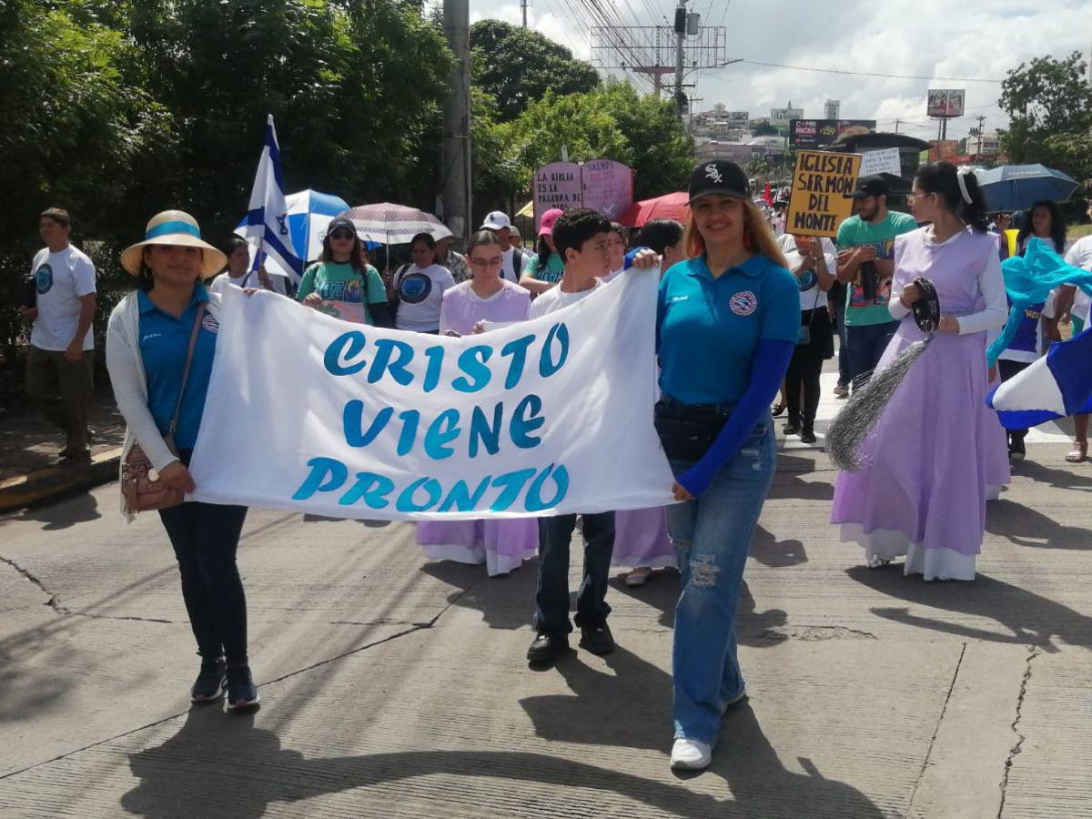 Iglesias conmemoran con devoción el Día de la Biblia en Honduras