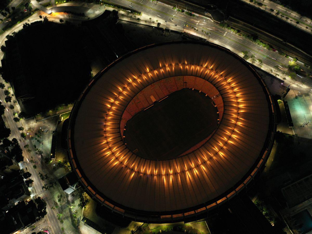 El mítico Maracaná rindió homenaje a la máxima figura en la historia del fútbol brasileño.