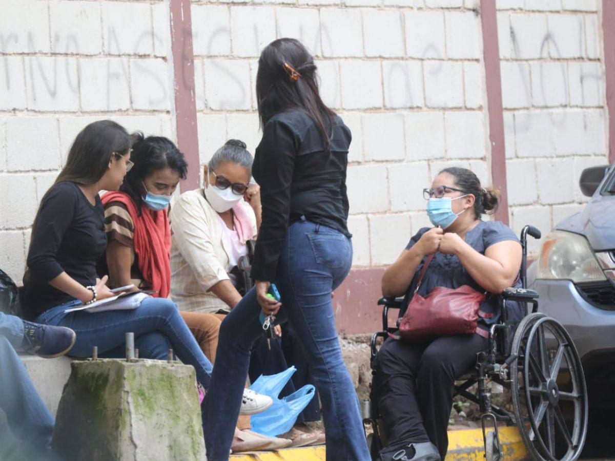 Familiares de la maestra asesinada en Nacaome retiran sus restos de morgue capitalina