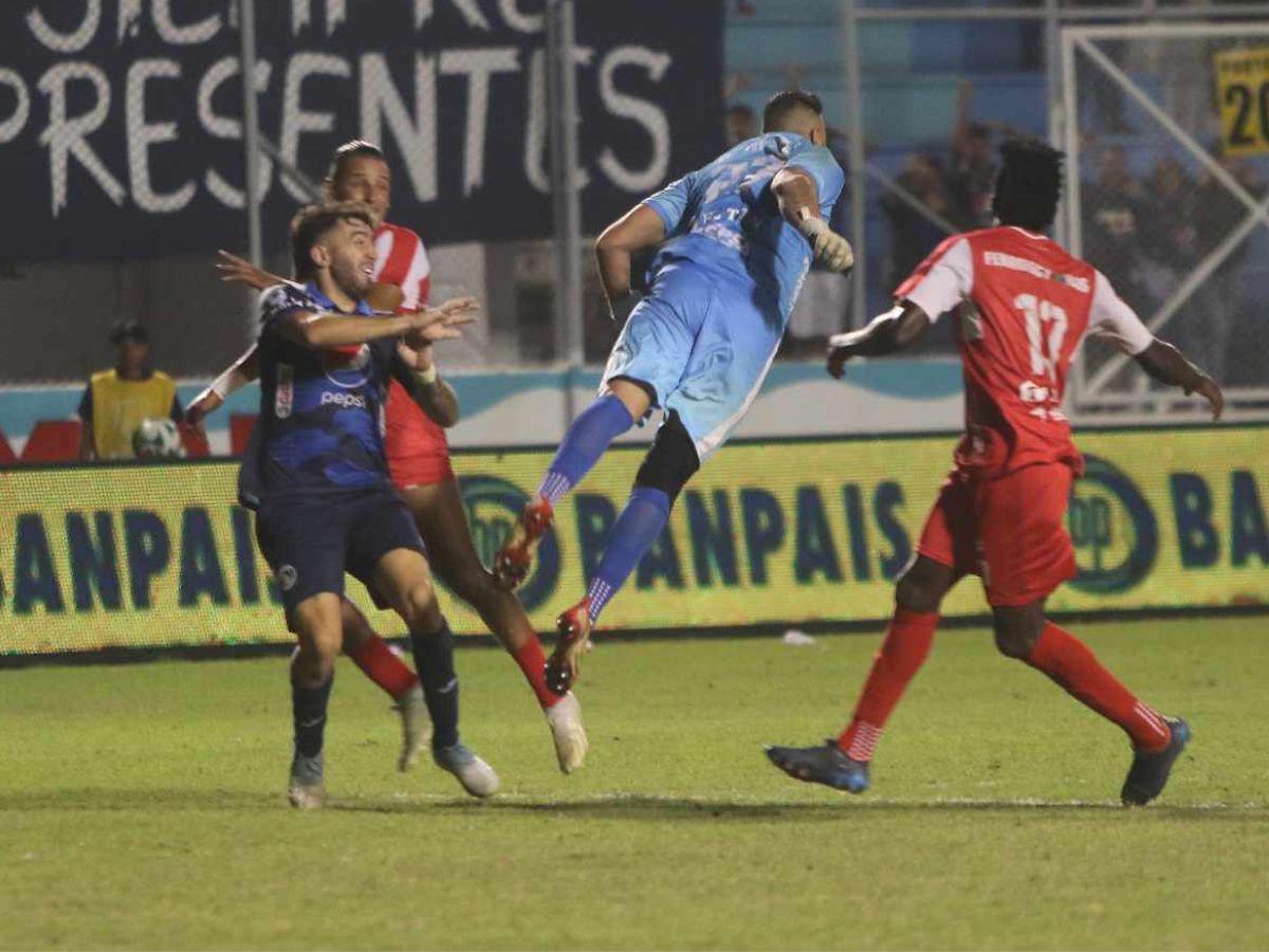 En un disputado encuentro, la Real Sociedad logra llevarse un punto de oro del Estadio Nacional “Chelato” Uclés ante Motagua.