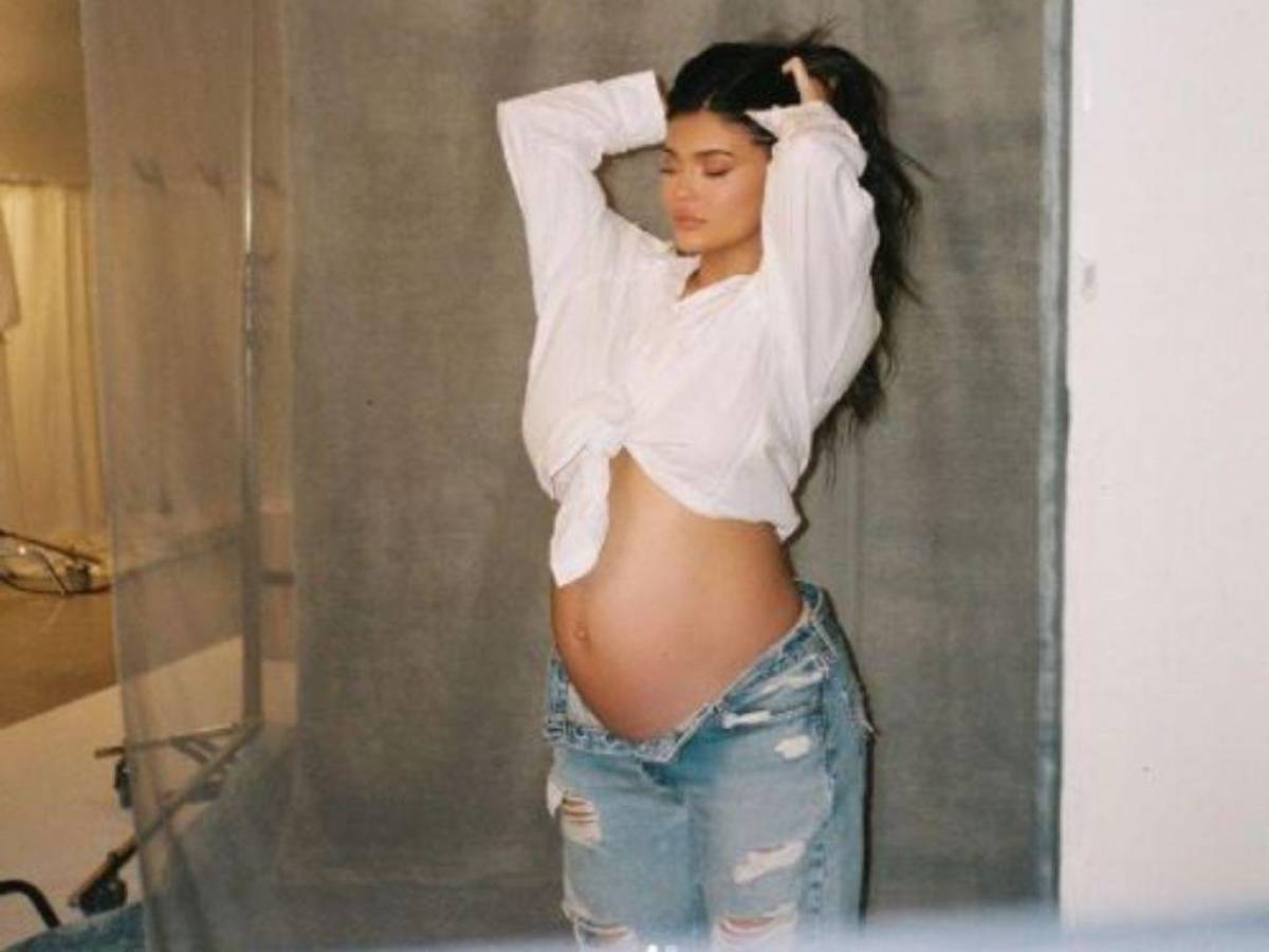 Kylie Jenner comparte tierno video del embarazo de su hijo Wolf