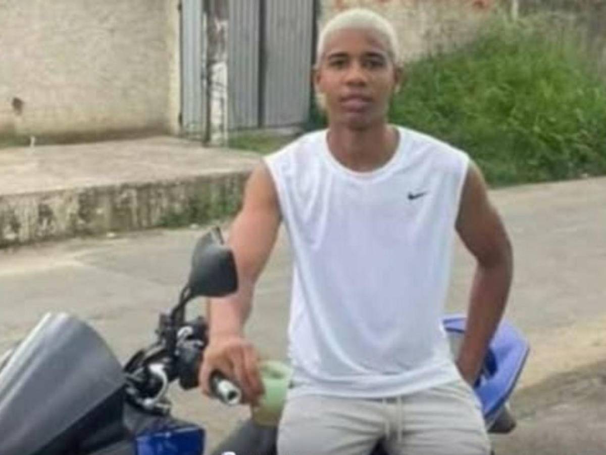 Joven es baleado en Brasil tras pararse en pie de narcotraficante y no pedirle perdón