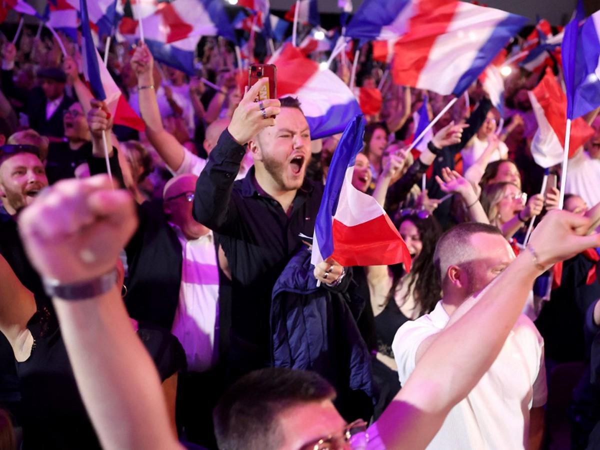 Francia enfrenta semana crucial con extrema derecha al borde del poder