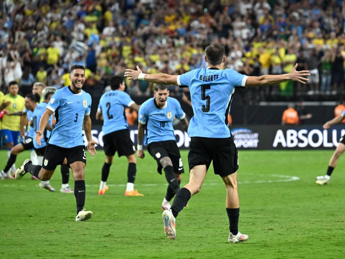 Uruguay vence a Brasil en penales y jugará las semifinales contra Colombia