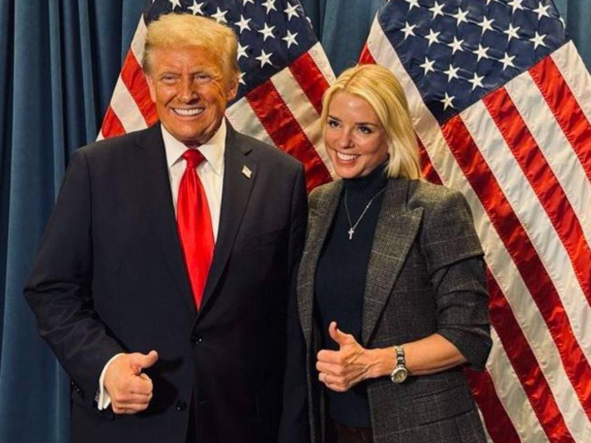 Pam Bondi, elegida por Trump como fiscal general, “es inteligente y dura”