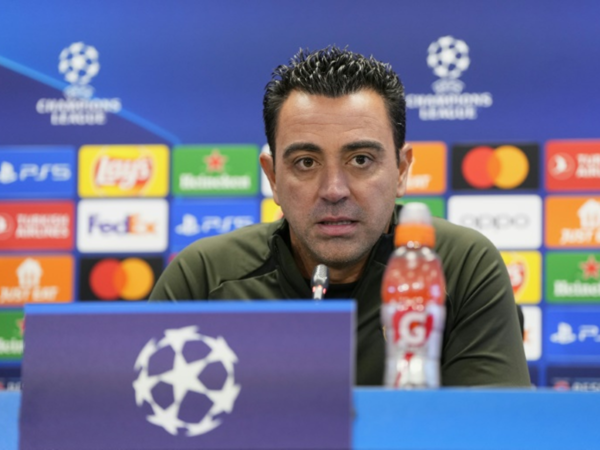 Xavi destaca la importancia del clásico: “Todos quieren jugar”